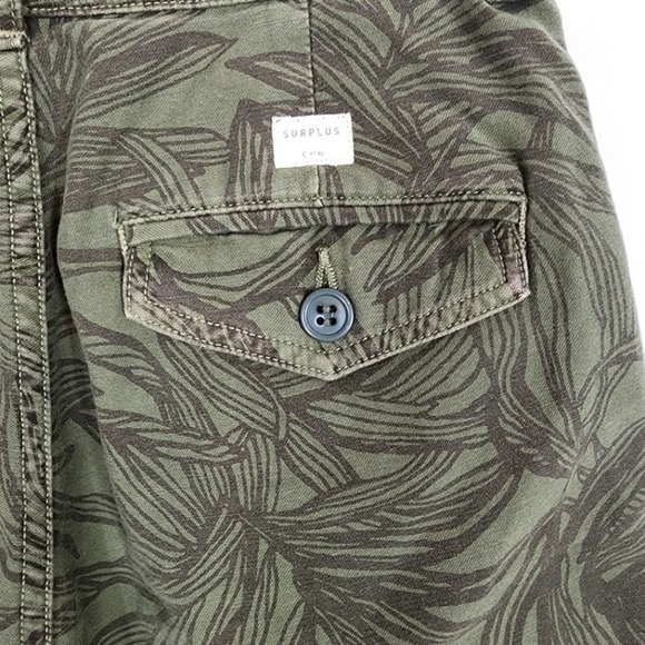 EUC Citizens of Humanity Cotton High Rise Cassidy Pleat Pocket Short Palm SZ 23 - Picture 10 of 12